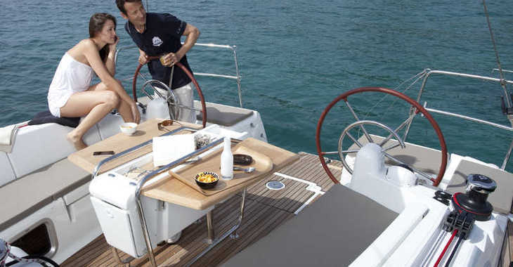 Rent a sailboat in Netsel Marina - Sun Odyssey 439