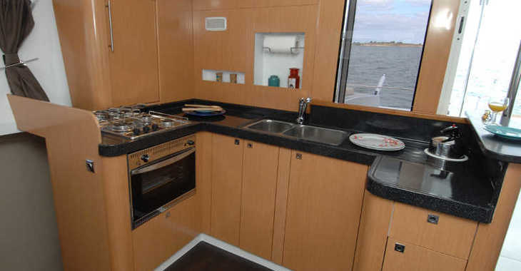 Rent a catamaran in Netsel Marina - Orana 44 Quatuor