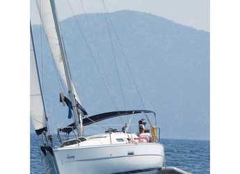 Rent a sailboat in Ece Marina - Oceanis 323