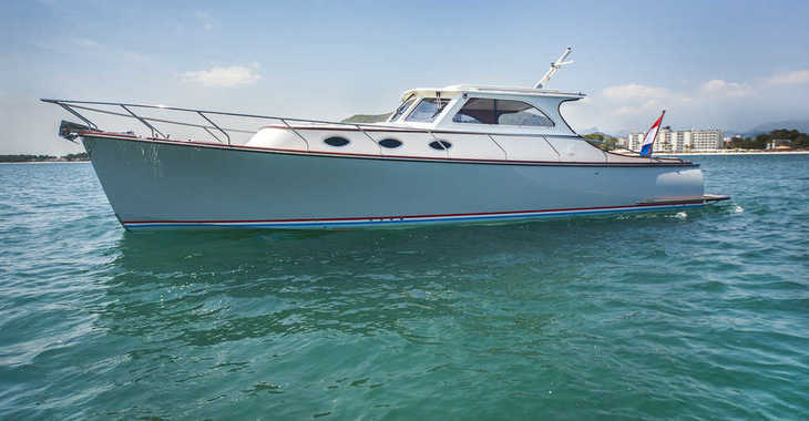 Chartern Sie motorboot in Port d´Alcudia/Port de Alcudiamar Marina - Rapsody 40 Offshore