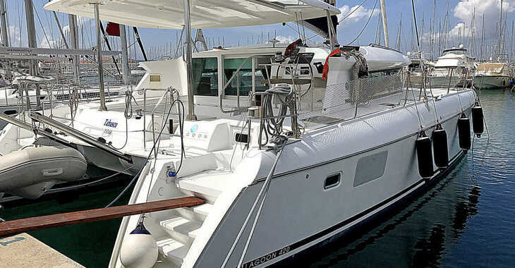 Rent a catamaran in Trogir ACI Marina - Lagoon 420