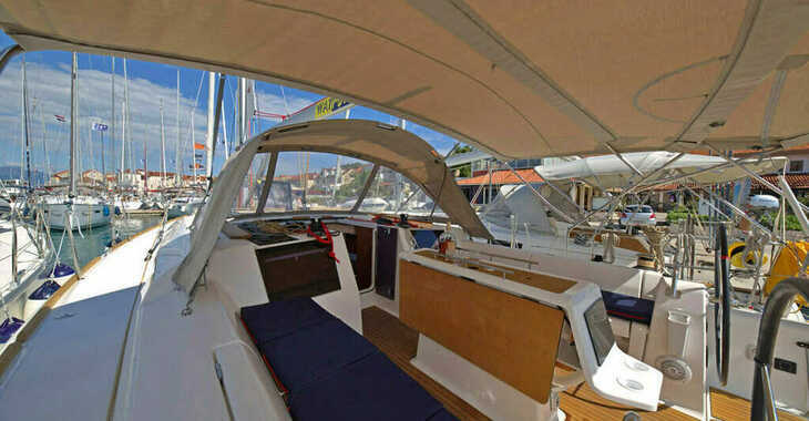 Rent a sailboat in Trogir (ACI marina) - Dufour 412 Grand large