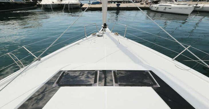 Rent a sailboat in Marina Tankerkomerc - Oceanis 46.1