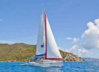 Rent a sailboat in Marina Fort Louis - Sunsail 47/3 (Classic)