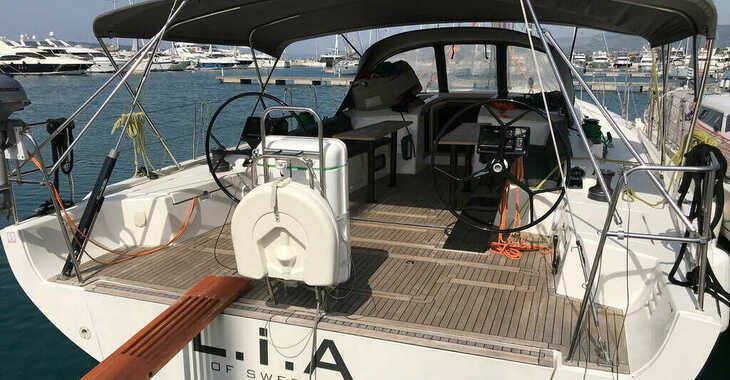 Rent a sailboat in Marina Kastela - More 55