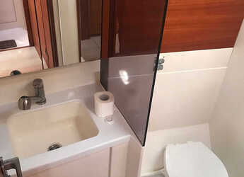 Louer voilier à Marina Kastela - More 55