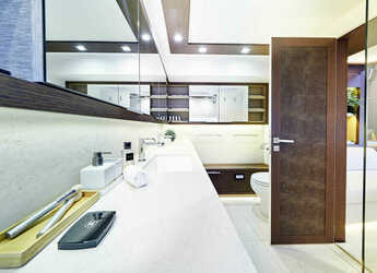 Louer catamaran à Marina Kastela - Lagoon Seventy 7