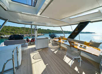 Louer catamaran à Marina Kastela - Lagoon Seventy 7