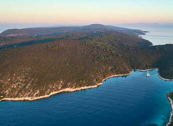 Louer catamaran à Marina Kastela - Lagoon Seventy 7