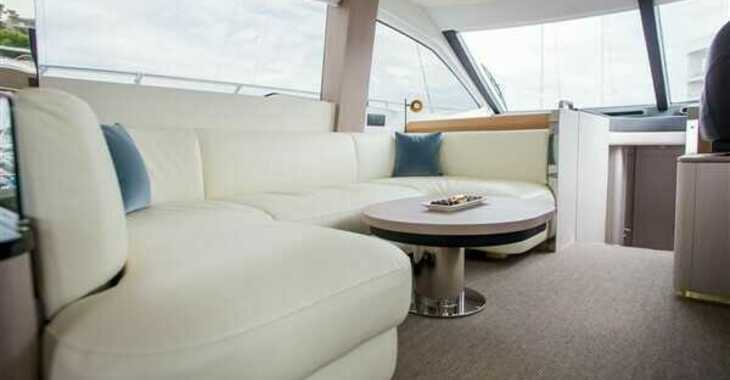 Rent a yacht in Marina Mandalina - Azimut 55 Fly