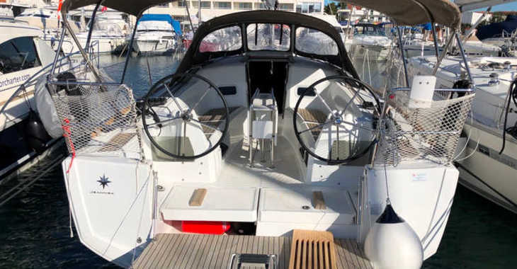 Rent a sailboat in Marina Kornati - Sun Odyssey 349