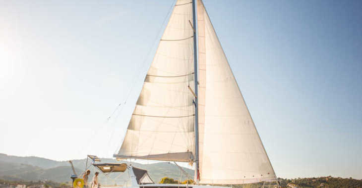 Chartern Sie segelboot in Marina Skiathos  - Oceanis 45