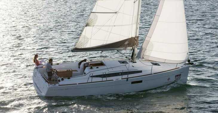 Rent a sailboat in Marina di Portorosa - Jeanneau Sun Odissey 349