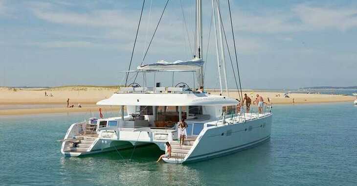 Rent a catamaran in Porto Capo d'Orlando Marina - Lagoon 620