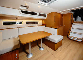 Rent a sailboat in Porto Capo d'Orlando Marina - Sun Odyssey 490