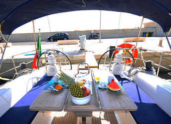 Rent a sailboat in Porto Capo d'Orlando Marina - Dufour 455 GL