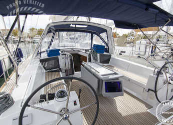 Rent a sailboat in Muelle de la lonja - Oceanis 45