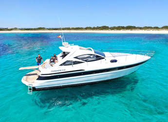 Alquilar yate en Marina Ibiza - Pershing 43