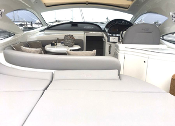 Alquilar yate en Marina Ibiza - Pershing 43