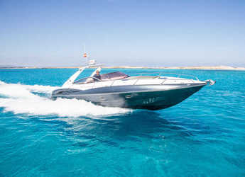 Chartern Sie yacht in Ibiza Magna - Sunseeker Superhawk 