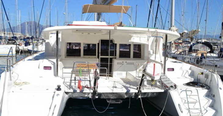 Chartern Sie katamaran in Marina di Stabia - Lagoon 450