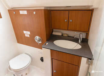 Rent a sailboat in Marina di Scarlino - Bavaria Cruiser 50