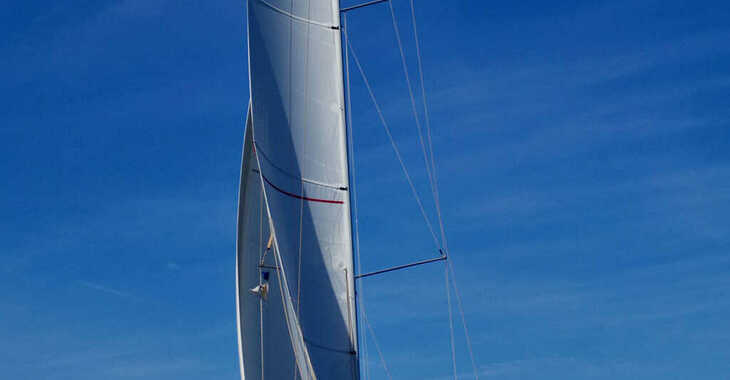 Rent a sailboat in Marina di Scarlino - Dufour 520 GL