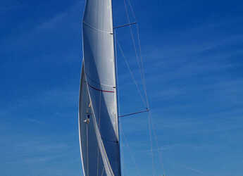 Rent a sailboat in Marina di Scarlino - Dufour 520 GL