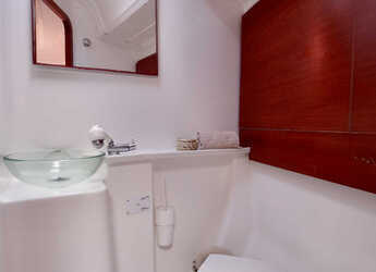 Rent a sailboat in Marina di Scarlino - Dufour 460 GL 