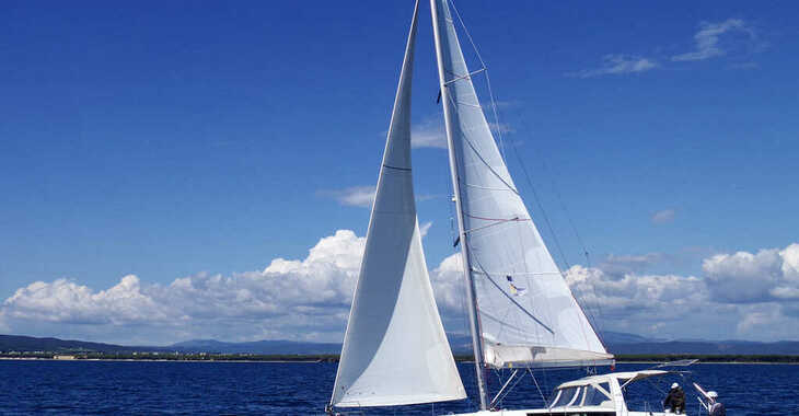 Rent a sailboat in Marina di Scarlino - Oceanis 45