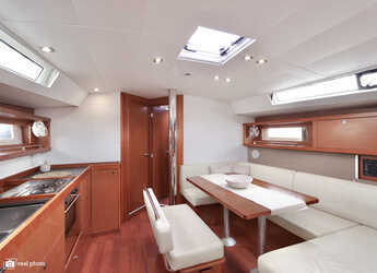 Rent a sailboat in Marina di Scarlino - Oceanis 45