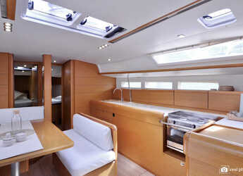 Rent a sailboat in Marina di Scarlino - Sun Odyssey 519