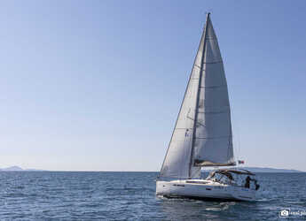 Rent a sailboat in Marina di Scarlino - Sun Odyssey 519