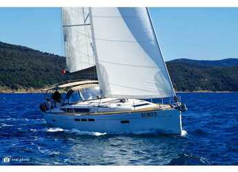 Rent a sailboat in Marina di Scarlino - Sun Odyssey 519