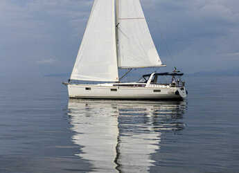 Chartern Sie segelboot in Marina di Scarlino - Oceanis 48