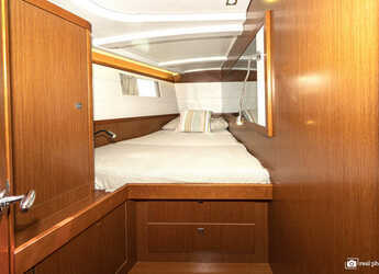 Chartern Sie segelboot in Marina di Scarlino - Oceanis 48