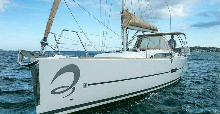 Rent a sailboat in Marina di Portisco - Dufour 350 GL
