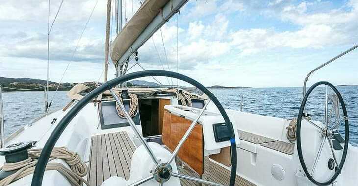 Chartern Sie segelboot in Marina di Portisco - Dufour 350 GL