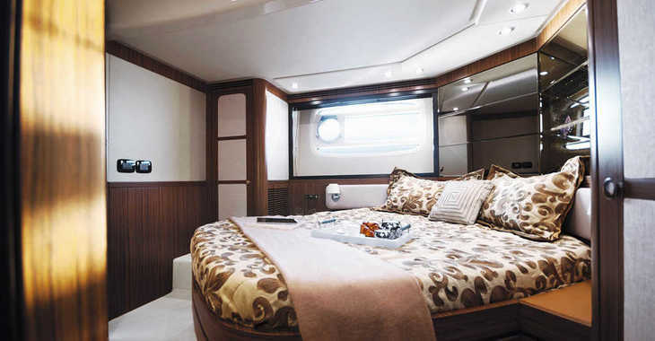 Chartern Sie yacht in Marina Mandalina - Azimut Magellano 53