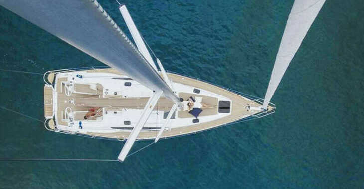 Rent a sailboat in Marine Pirovac - Elan 45 Impression - 3 cabin version