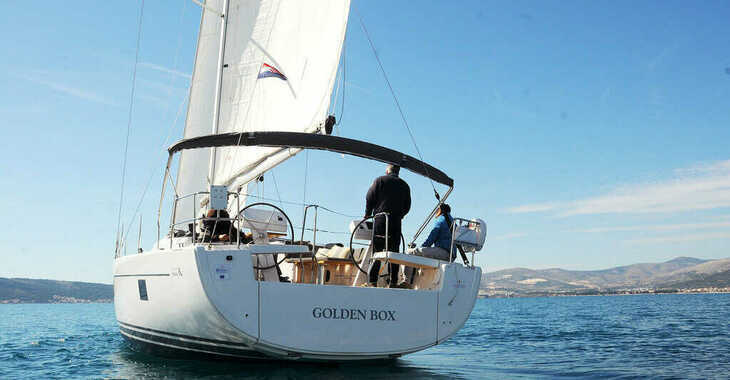 Louer voilier à Marina Kastela - Hanse 508 - 5 + 1 cab.