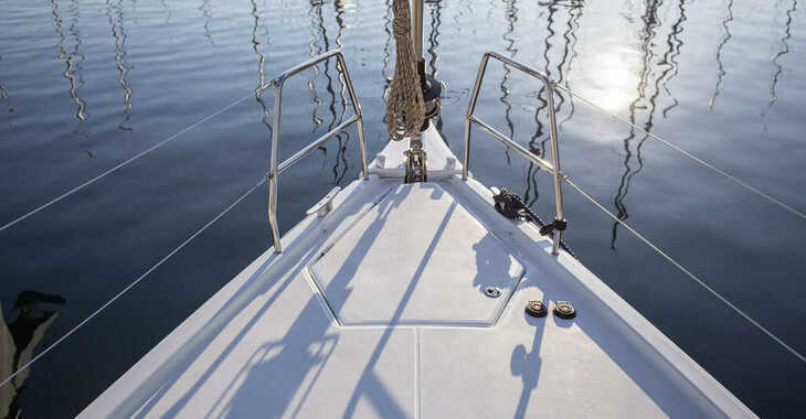 Rent a sailboat in Kremik Marina - Dufour 430 Grand Large