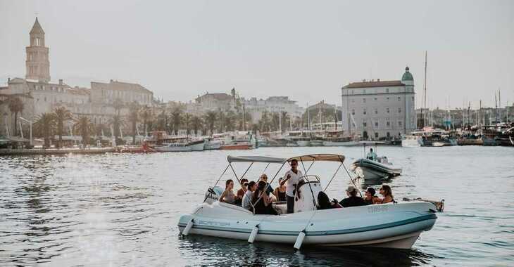 Rent a motorboat in Trogir ACI Marina - Scanner 710 