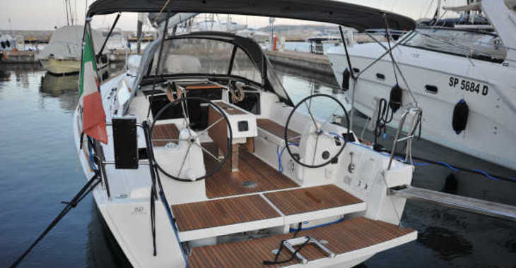 Rent a sailboat in Marina di Portisco - Dufour 350 Grand Large