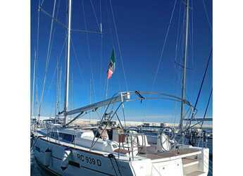 Rent a sailboat in Porto Capo d'Orlando Marina - Dufour 460 GL