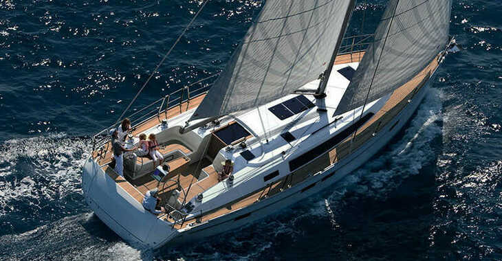 Rent a sailboat in Riviera Napolitana - Bavaria 46 Cruiser