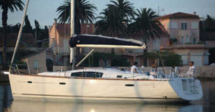Rent a sailboat in Riviera Napolitana - Dufour 43 Classic