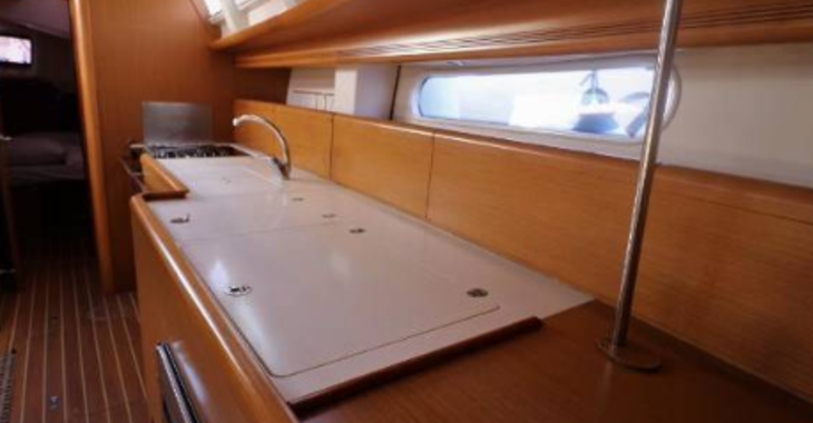 Rent a sailboat in Contra Muelle Mollet - Sun Odyssey 44i