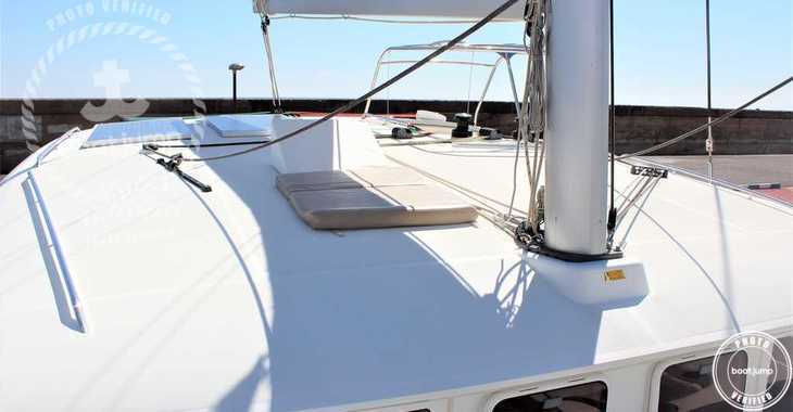 Rent a catamaran in Club Naútico de Sant Antoni de Pormany - Lagoon 400