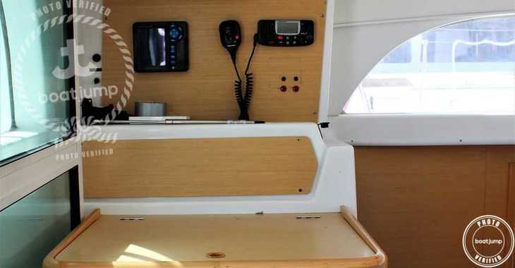 Rent a catamaran in Club Naútico de Sant Antoni de Pormany - Lagoon 380 S2